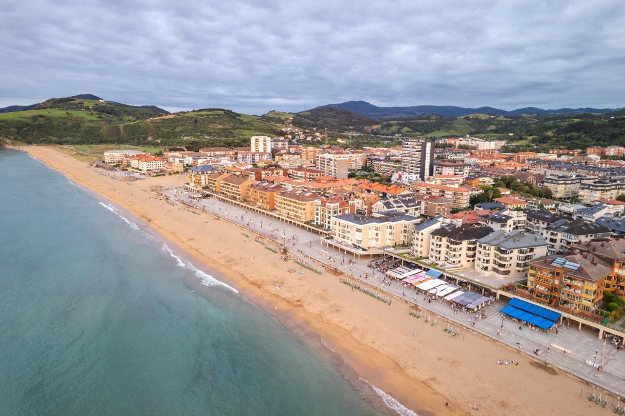 Zarautz Beach With Parking By Aston Rentals ภายนอก รูปภาพ